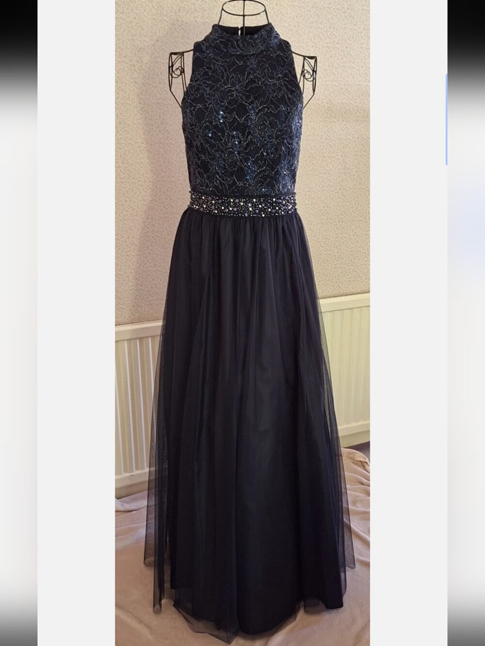 Jessica Howard Dress